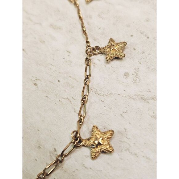 🔥$5/$25 Gold tone Star Charm Necklace - Picture 3 of 6